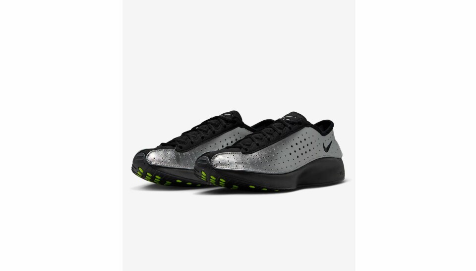 Sølv sneakers fra Nike