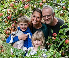Signe indså noget vigtigt under sin barsel – i dag har familien en helt ny hverdag