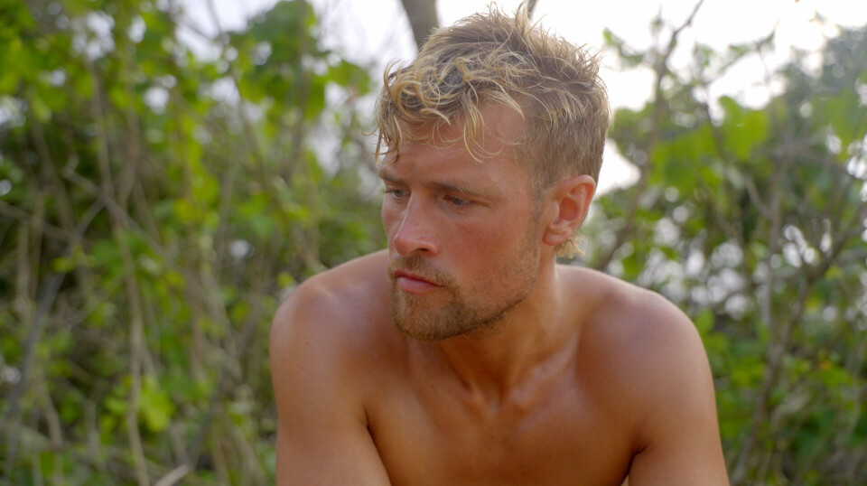 Anders på stranden i 'Robinson'