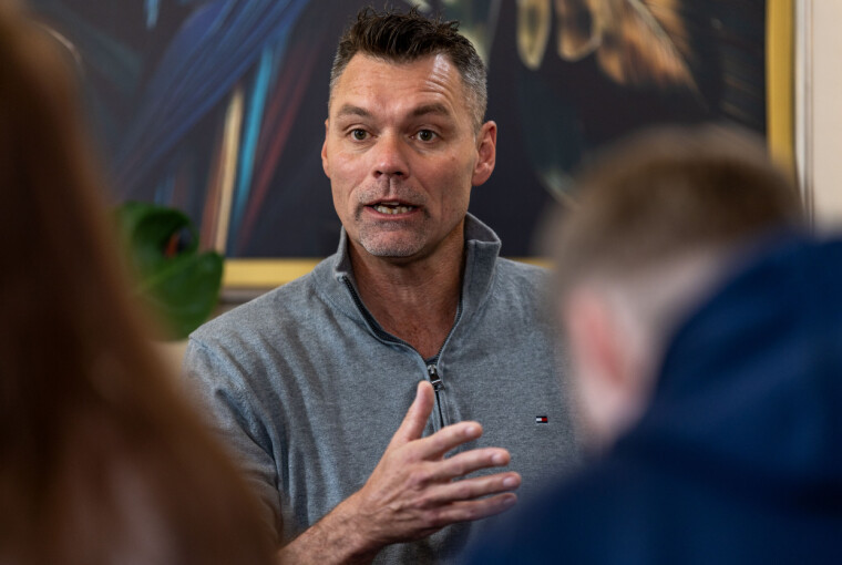 Efter exit i 'Forræder': Vildt møde med produktionen