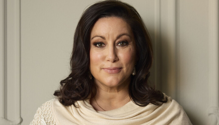 Midt i indspilninger blev Lisa Nilsson hvisket noget klamt i øret - i dag tager hun magten tilbage