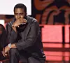 Sean 'Diddy' Combs på scenen klædt i sort.