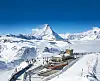 Tag toget hele vejen til toppen i Zermatt.