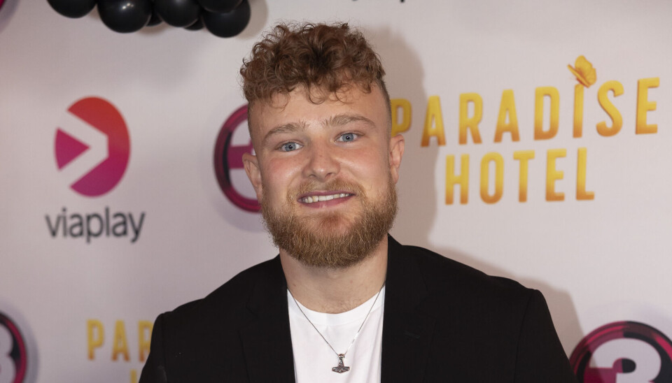 Simon Rihan Oskar chokeret over exit fra Paradise Hotel: En dramatisk parceremoni