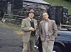 Mange genkender skuespillerne fra den gamle tv-serie, Robert Hardy og Christopher Timothy. Serien blev sendt på dansk tv fra 1978 til 1990.