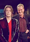 Fra 1998 til 2002
stod Keld i spidsen
for ”Musikbutikken”
på DR1, hvor han
havde en stribe stjerner på besøg, blandt
andre David Bowie.
Programmet med
den britiske stjerne,
som snart kan ses
på DR Gensyn, var
dog nær aldrig blevet
sendt. Manageren
brød sig ikke om, at
Heick og Bowie spillede et nummer sammen og krævede, at
den del blev slettet
omgående.