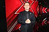 Benjamin Hav står på scenen til første liveshow 'X Factor' 2026.