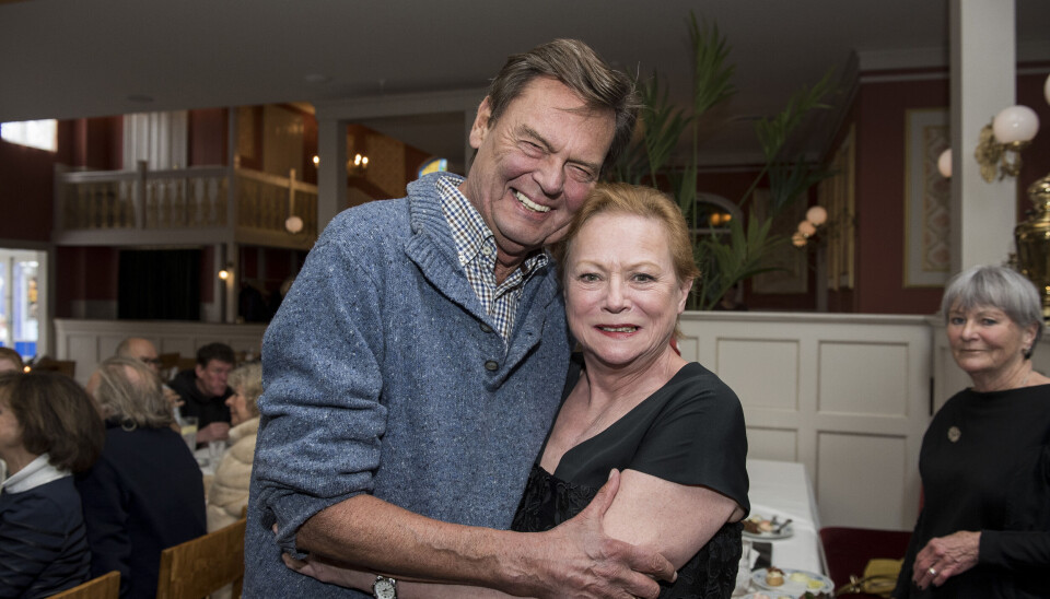 Billede 1 - Lisbet Dahl og Ulf Pilgaard ved Lisbets 70-års fødselsdag i 2016.