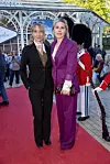 Anette Støvlebæk og Cecilie Stenspil i Tivoli til Toner fra badehotellet-