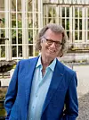 Valsekongen André Rieu går op i sin træning.
