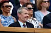 Kongen fik en af de bedste pladser
i den eftertragtede Royal Box.