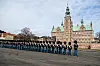 Livgarden, der blev stiftet af Frederik 3. i 1658, har til opgave at beskytte den kongelige familie.