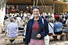 Ditte Okman foran siddende publikum under telt på Smukfest 2026 dag 3