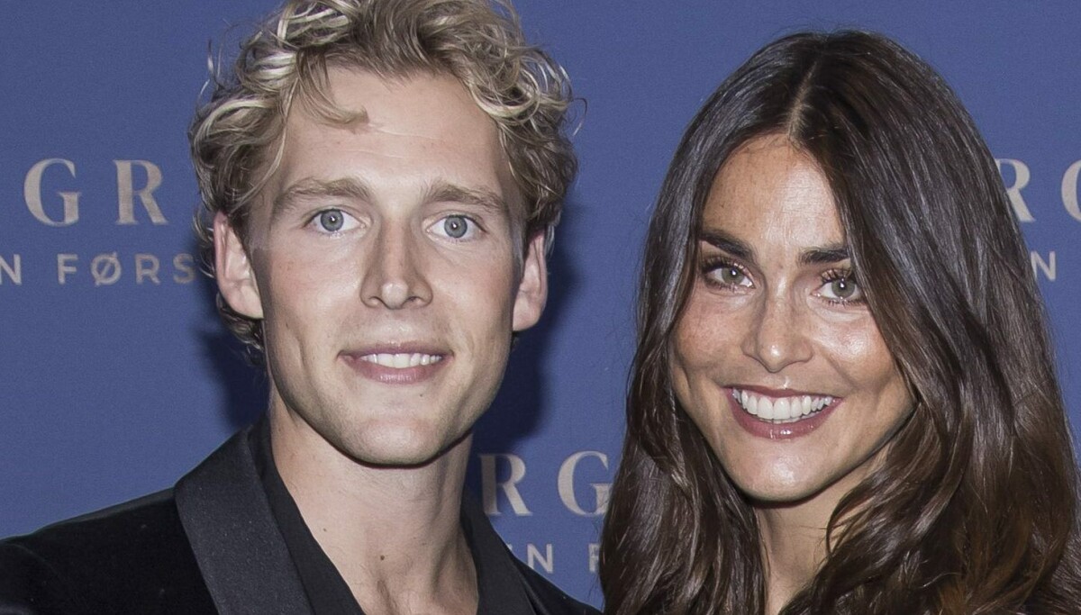 SE DEN S DE VIDEO Christopher Og Cecilie Afsl rer K nnet se-den-s-de-video-christopher-og-cecilie-afsl-rer-k-nnet