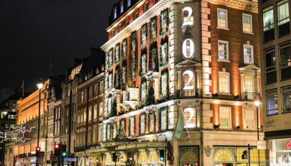 Dronningen har mange gange handlet i stormagasinet Fortnum & Masons. (Foto: Imageplotter/Avalon)