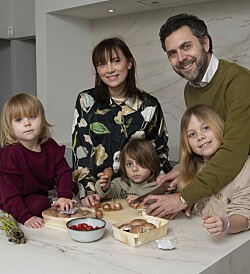 Efter følgernes råd: 'Årgang 20'-deltager starter i udredning