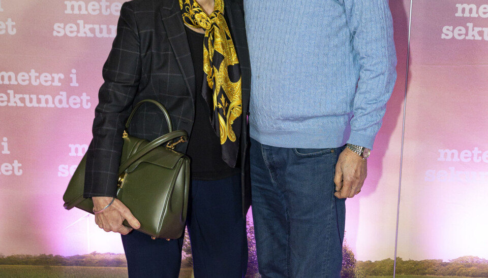 Pia Kjærsgaard med sin mand Henrik til premiere på 'Meter i sekundet'. (Foto: Michael Stub)