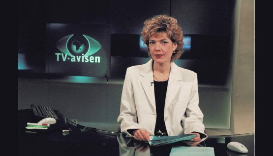 – Vi holder kontakten og mødes en gang om året. Det er rigtig dejligt at være sammen med mennesker, man har delt så meget med gennem årene, siger Eva om sine gamle kolleger fra TV-Avisen. (Foto: Egmonts Historiske Arkiv)