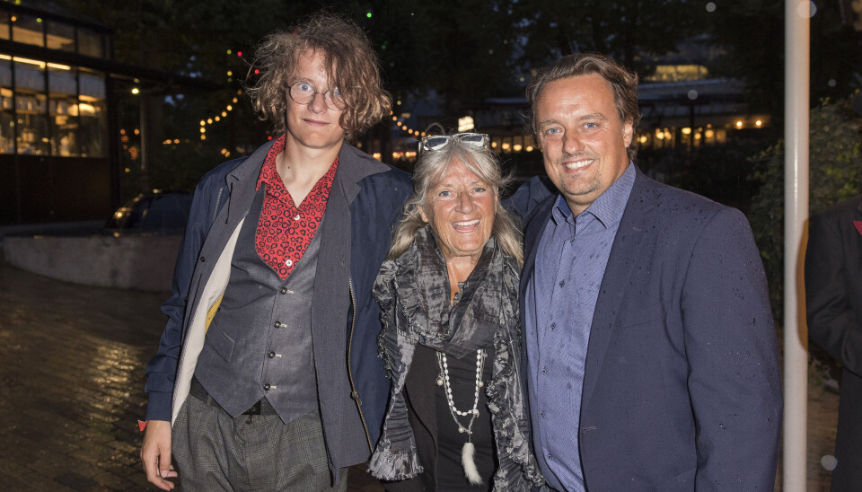 HER&NU mødte sidste gang Britt i Tivoli i september
sidste år. Her var hun i selskab med sønnen, Niclas,
og barnebarnet, Axel.
